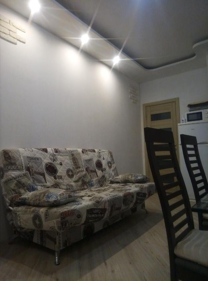 Loft Apartment: Near Station * Odesa